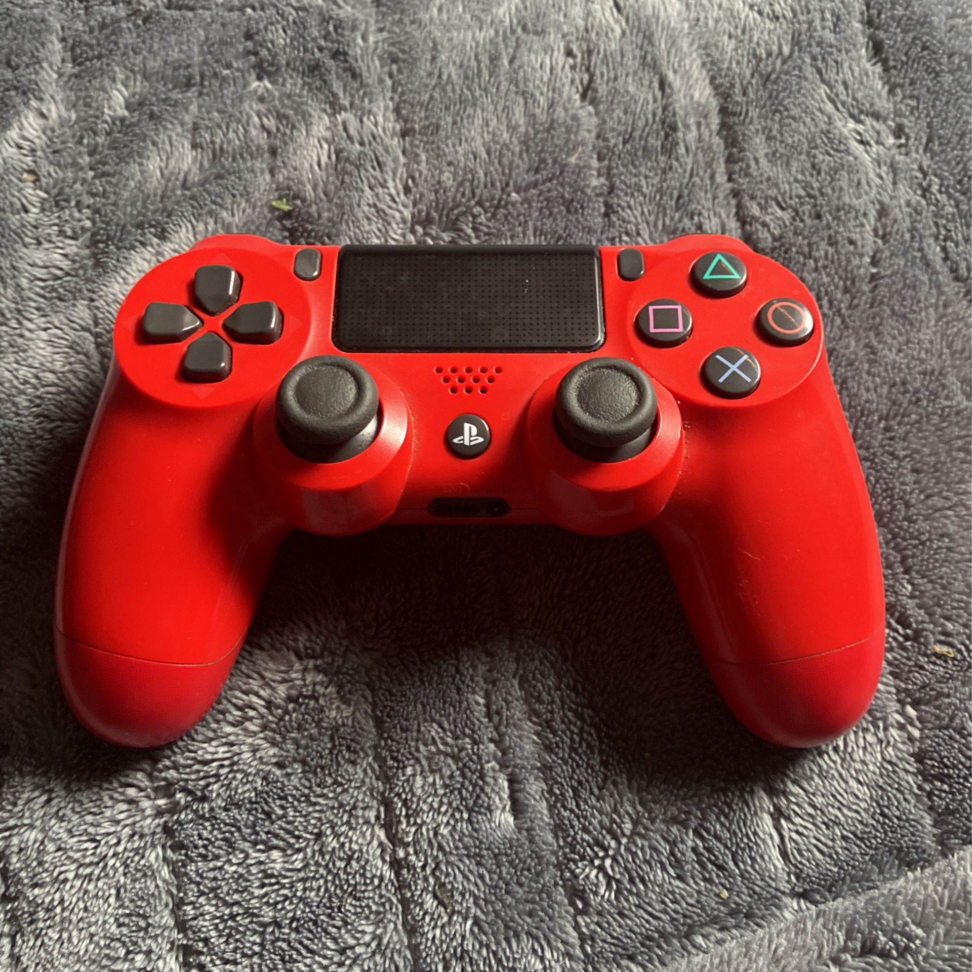 PS4 DualShock Controller 