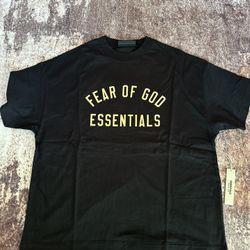 Essential Tee