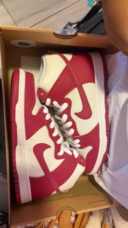 Nike SB Dunk High Pro