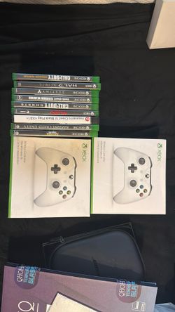 XBOX Games & controllers