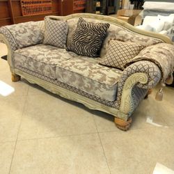 Elegante Sofa Nuevo Solo $350