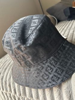 Bucket hat
