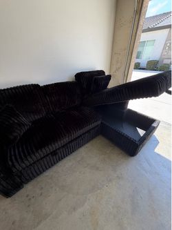 Black Sofa Sleeper+cup holders +Storage