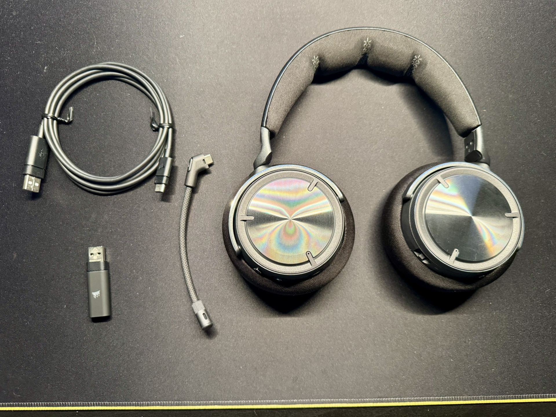 ๐ง Corsair Virtuoso RGB Wireless MAX