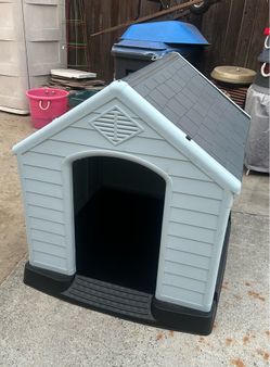 Extra Large Doghouse