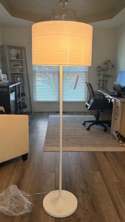 60" Matte White Floor Lamp