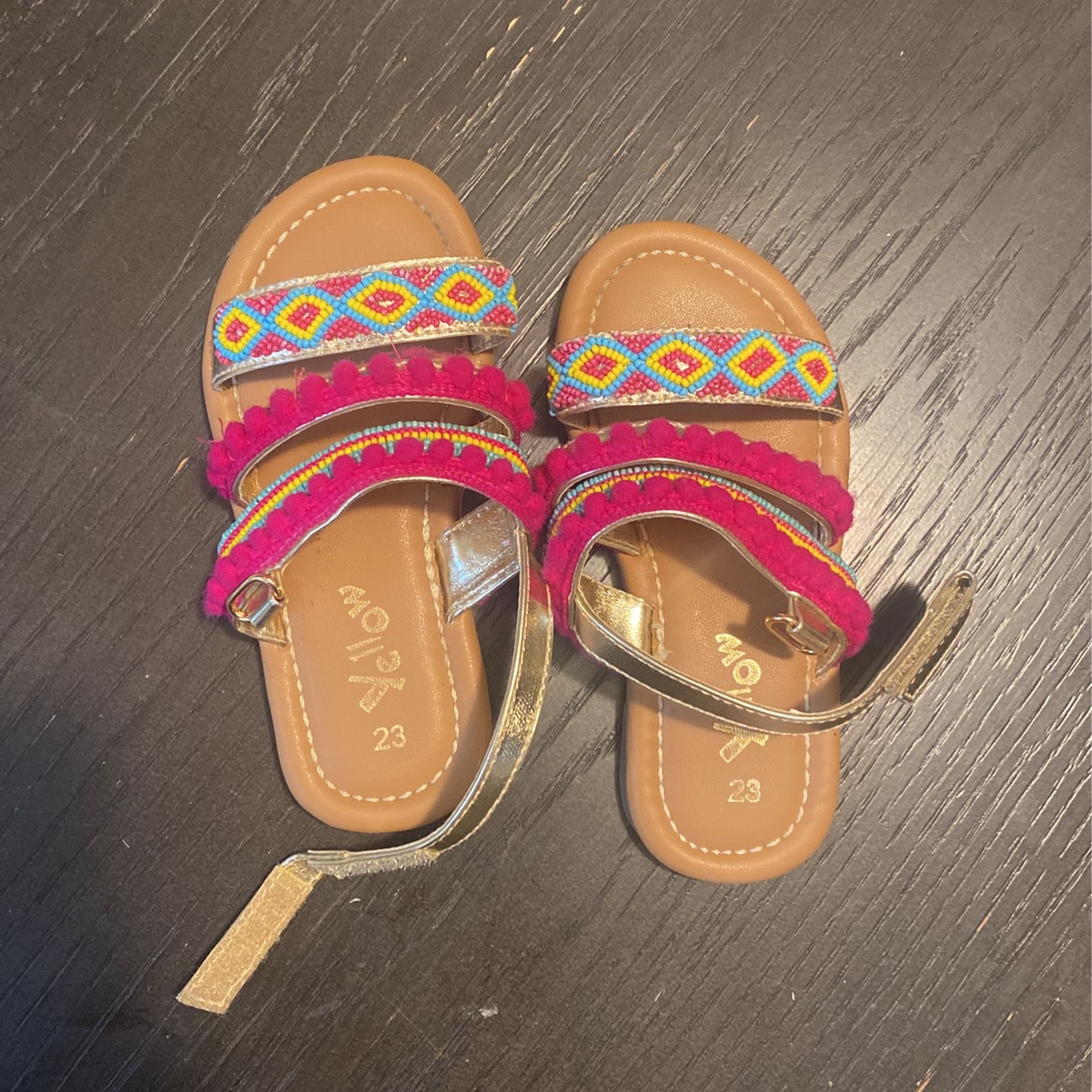 NEW Beaitiful Girl sandals - $5 only