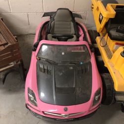 Power wheels Pink Mercedes