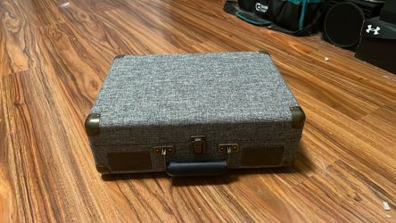 Portable Suitcase-Style Record Player