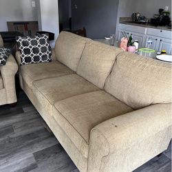 Good Condition Couch/Sofa Cheap