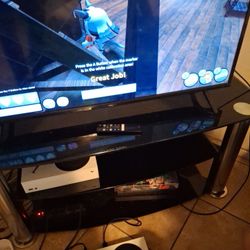 55" Tv Basically New 
