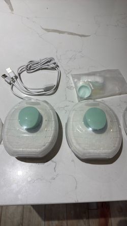 Willow wearable breast pump