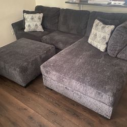 Sectional Couch with Chaise Lounge & Ottoman