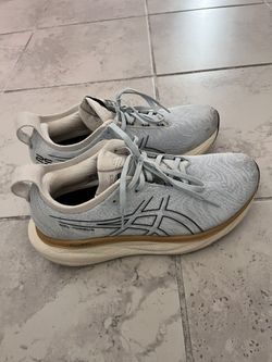 ASICS Gel Nimbus 25 running shoes women’s size 8.5