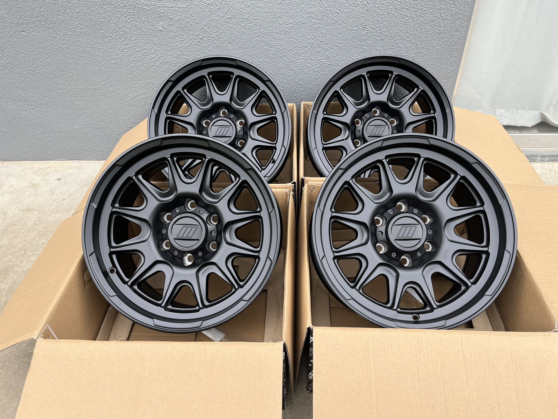 17” INCH PRO COMP OFF ROAD PULSE MATTE BLACK WHEELS/RIMS 