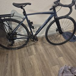 Poseidon Road Bike 