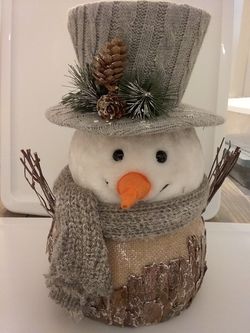 Frosty the snowman head 12" tall, giftable condition, not used, nonsmoker home