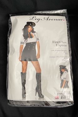 New Leg Avenue First Class Captain Costume