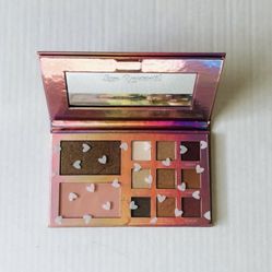 Love, Kenzie Beauty Be Your Own Beautiful Eye & Cheek Palette