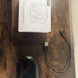 Wireless Over The Ear Earbuds (Sport) + USB C charger