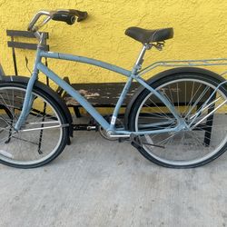 Huffy perfect frame fit bike. Light blue