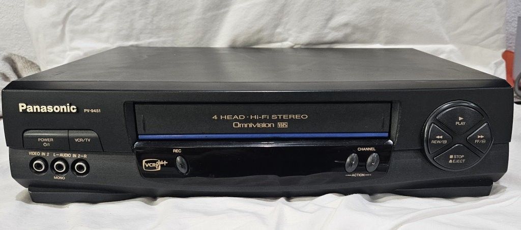 PV 5491 Panasonic VCR With Remote