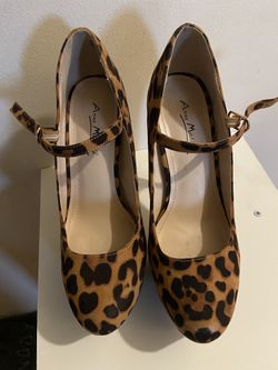 Women’s Leopard Print Like New