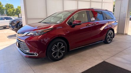 2026 TOYOTA SIENNA PLATINUM