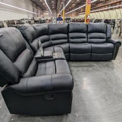 New Black Power Recliner Sectional Couch / Free Delivery 