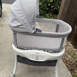 Graco Baby Bassinet 