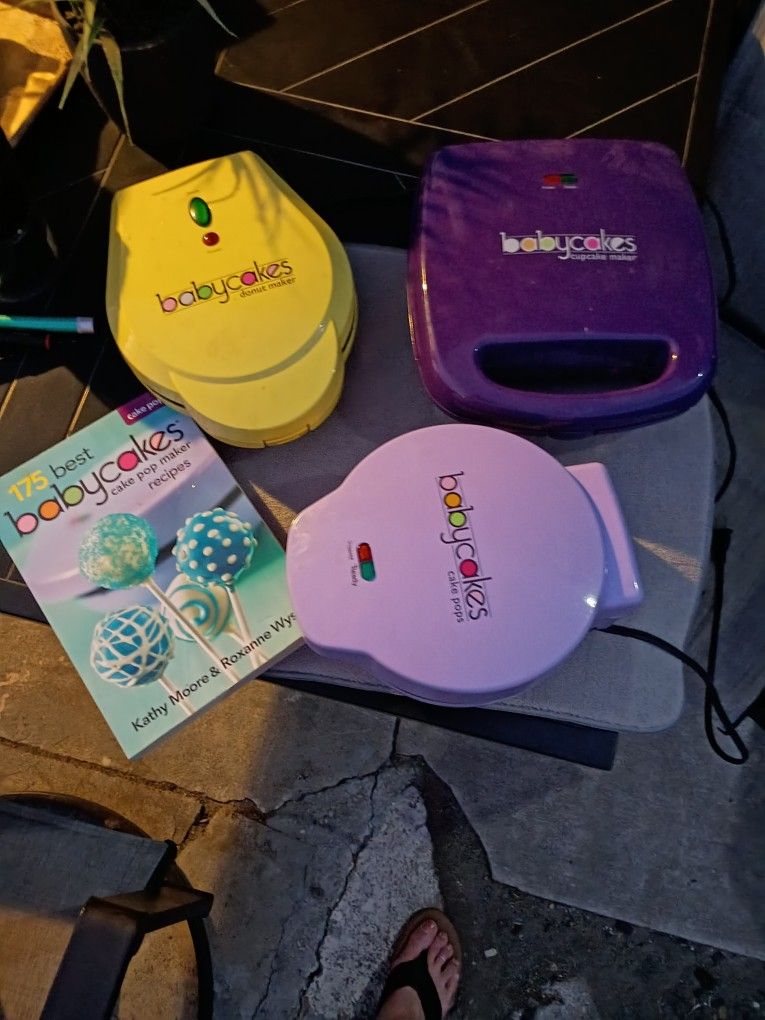 Baby Cake Pops And Donut Maker S