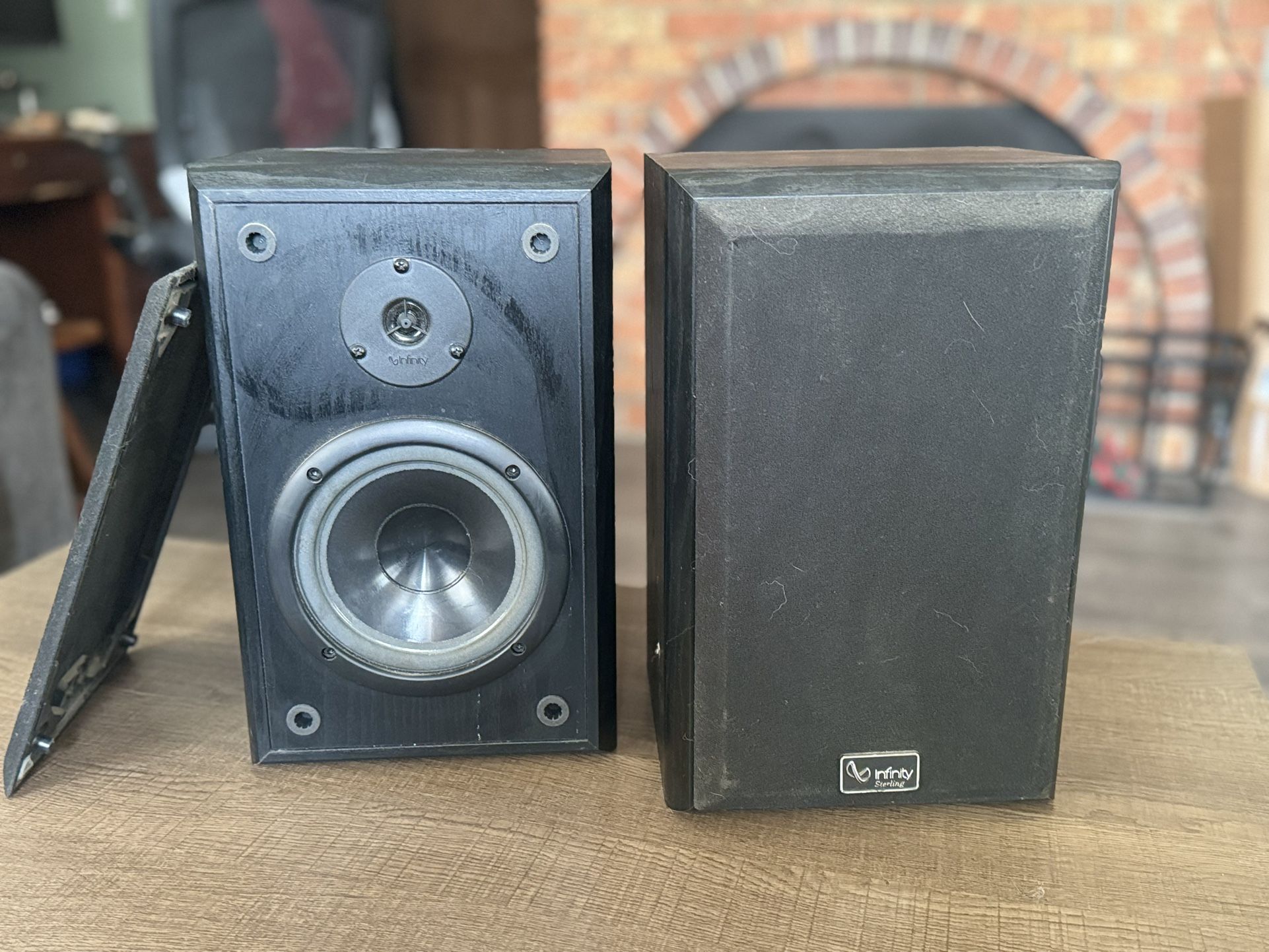 Infinity Stirling Book Shelf Speakers 