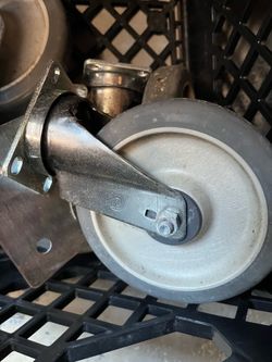 4 Castors wheels with Locks