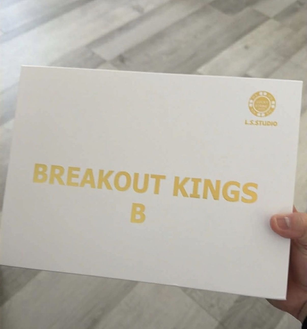 L.S. Studio Moro Breakout Kings Ver.B