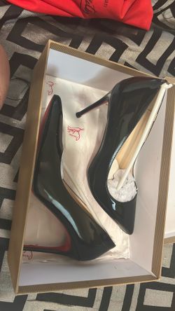 Christian Louboutins size 39eu (7.5 -8 US)