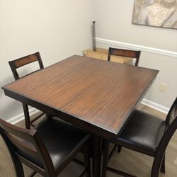 Brownish Dining Room Set 