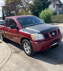 2005 Nissan Titan V8