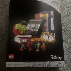 LEGO Disney 100 Villain Icons (43227)