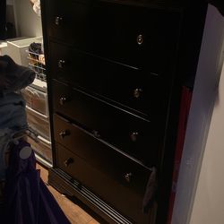Black Dresser