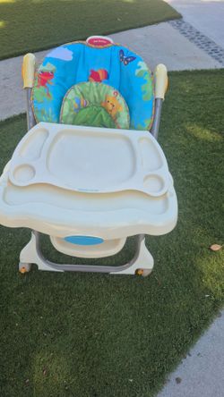 High Chair extraordinare, with 3 trays and toyd