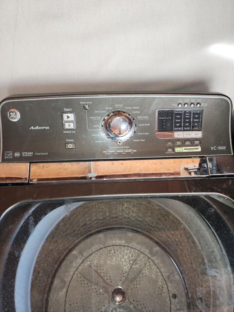 GE ADORA Washer/Dryer.