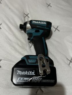 Impacto Makita ,Bateria 5.0 $150