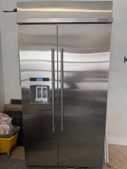 KitchenAid Side-by-Side Refrigerator/Freezer