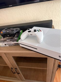 X box One S Bundle with games