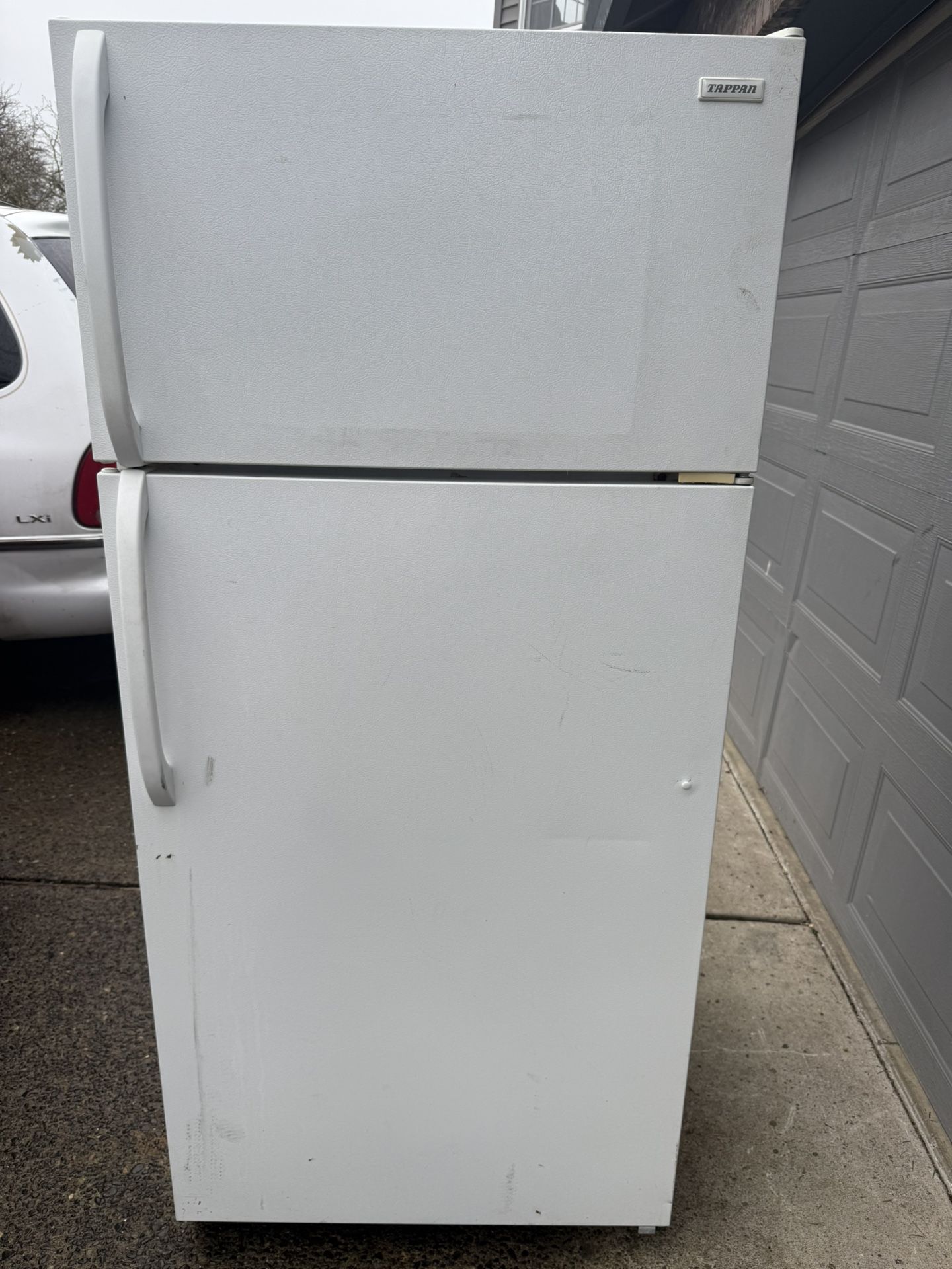 Refrigerator (works Well)