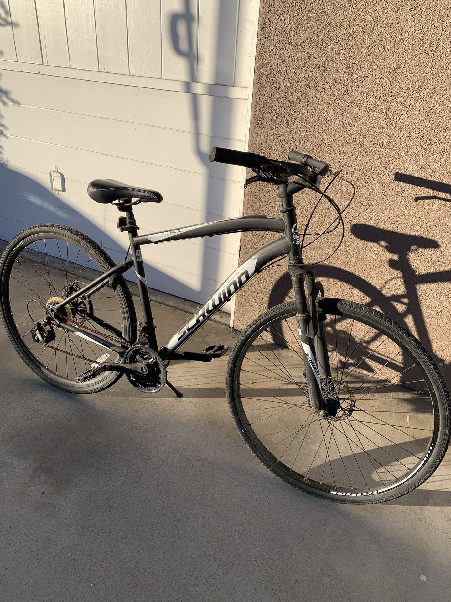 Glenwood Hybrid Mountain Bike Mens Schwinn Glenwood Bicycle