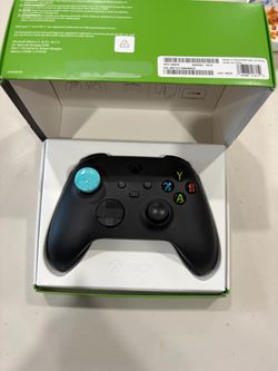 Xbox Wireless Controller – Carbon Black – Good Condition