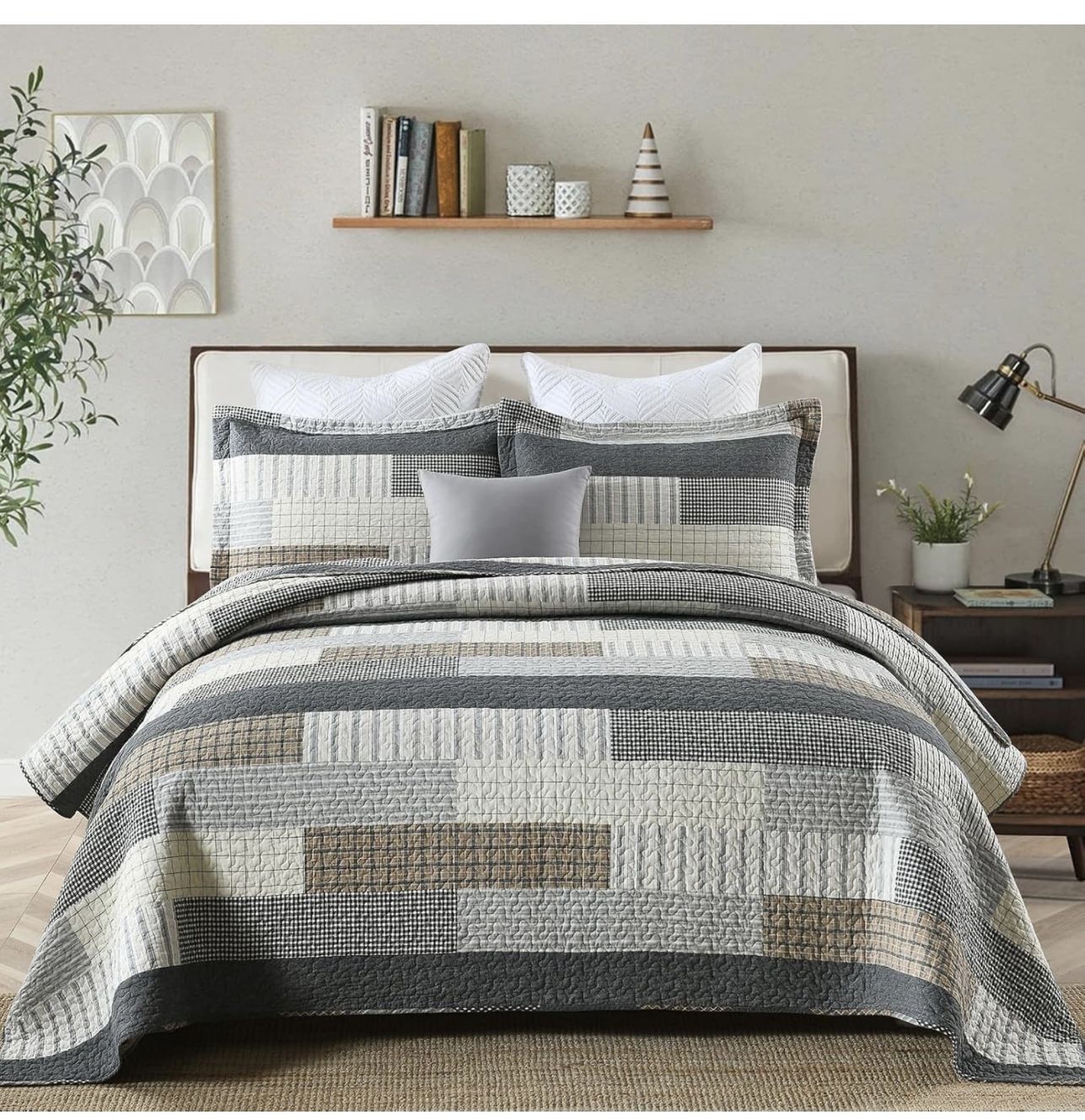 NEW Queen 3 Pc Quilt Reversible ** ON SALE **