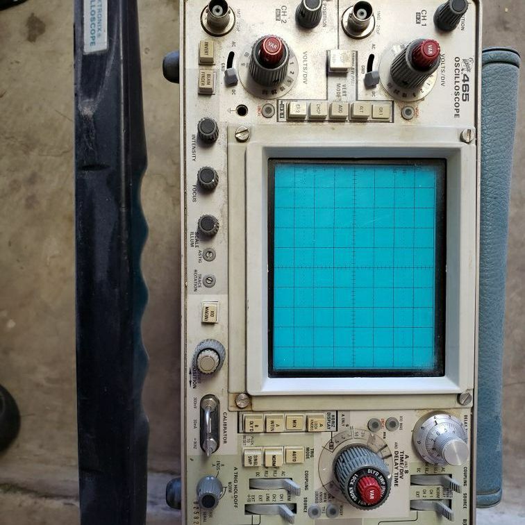 Tektronix 465 Oscilloscope