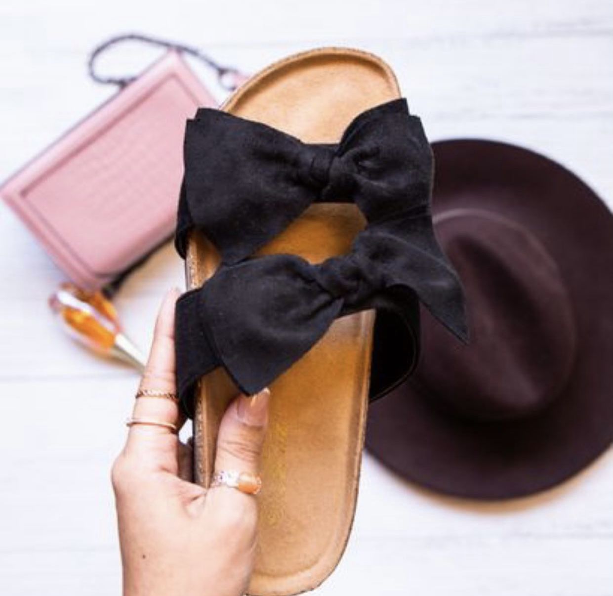 Womens Bow Sandals